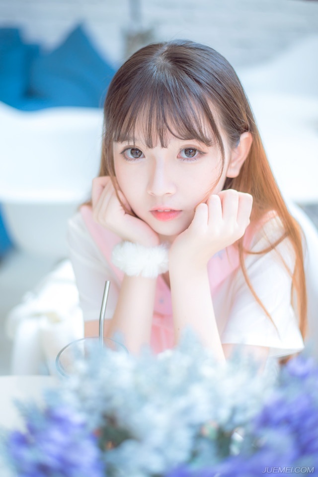 “不错。”孟达颔首道。